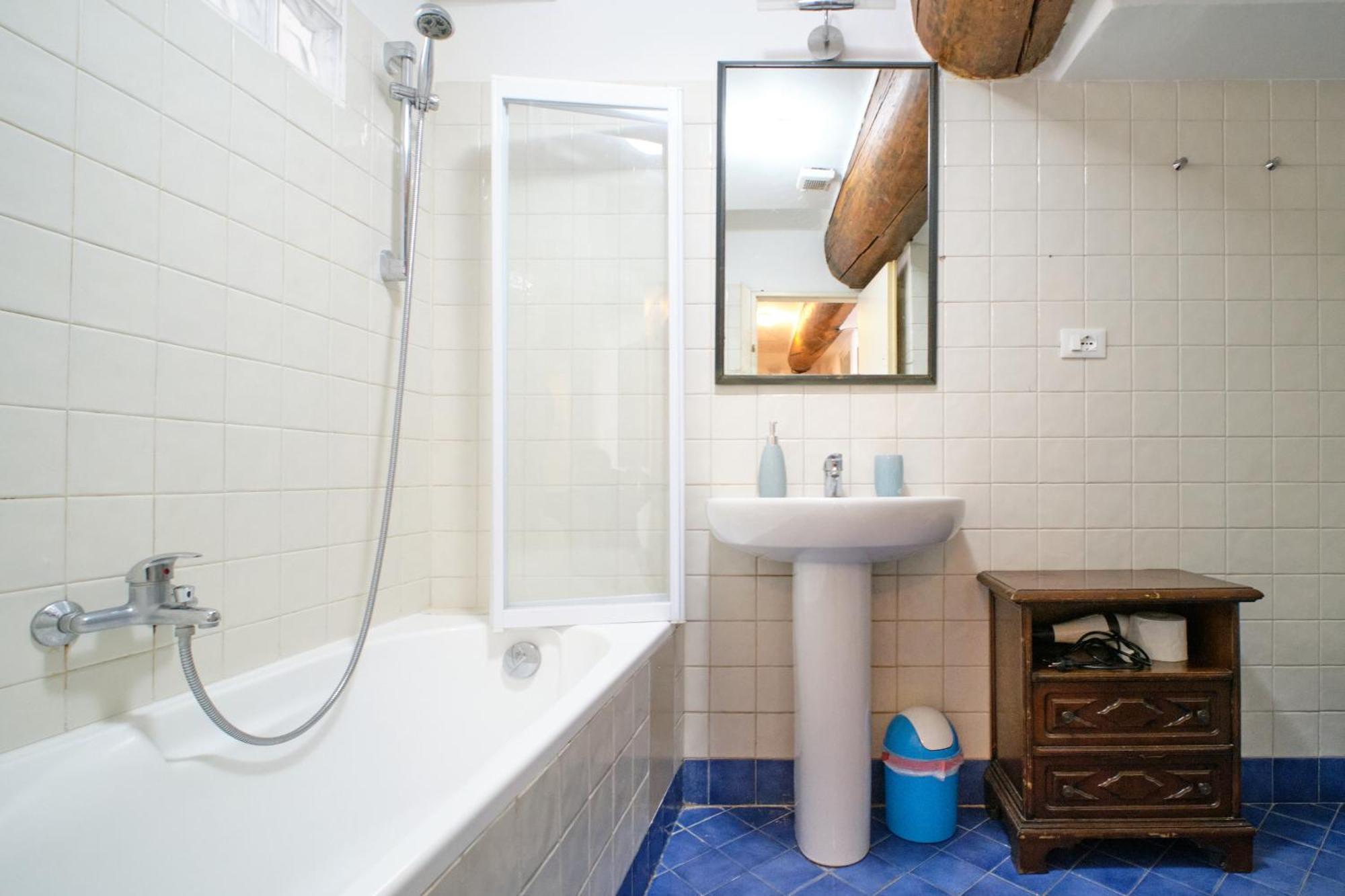 Cavour La Citta Vecchia Apartment Genoa Bagian luar foto